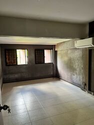 Jurong East Street 31 (D22), Shop House #557042591